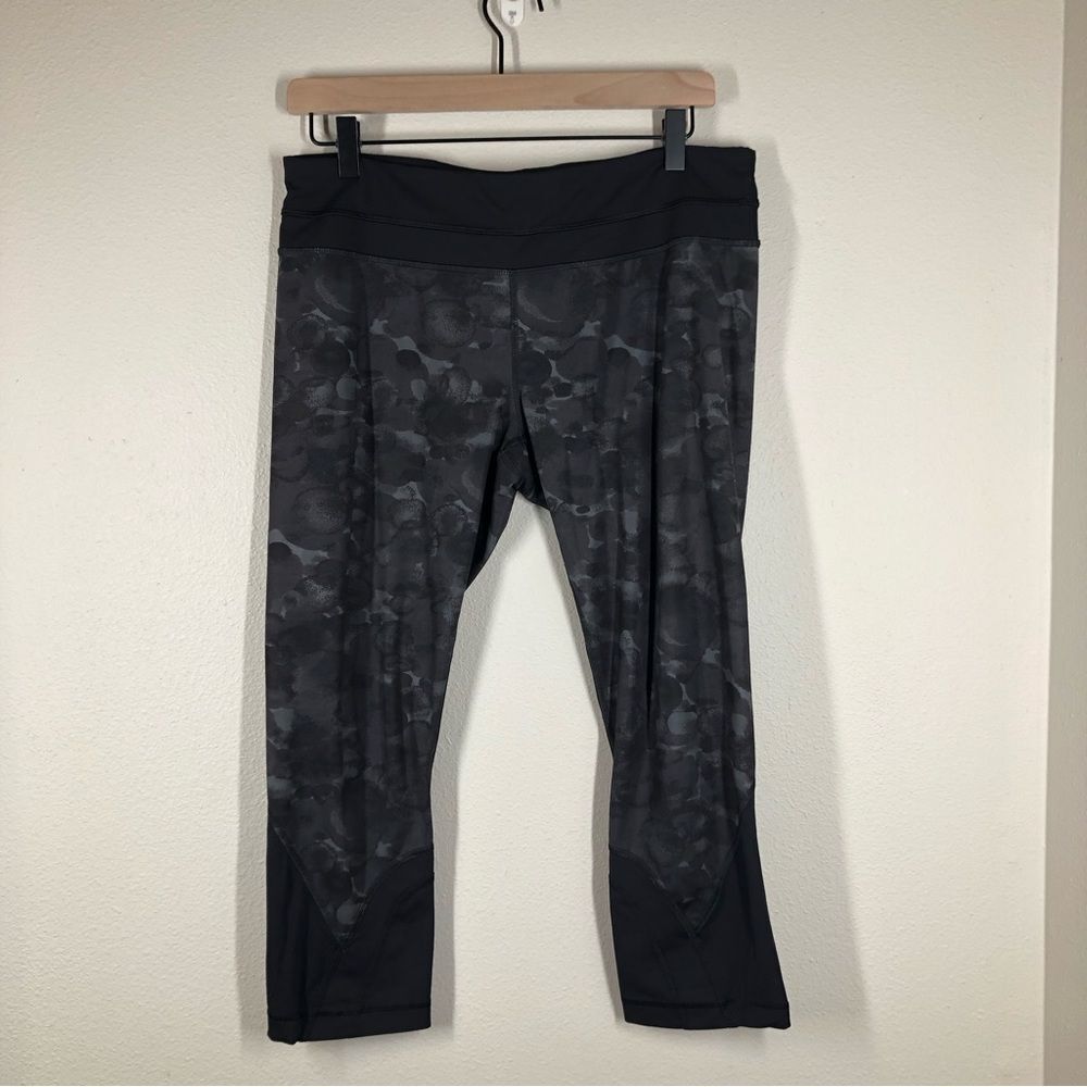 Lululemon Run Inspire Crop Leggings Black Gray Mesh Panels Size 10